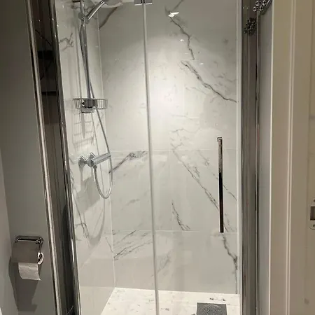 Апартаменты Oslo Apartment *